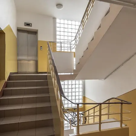 17 Centrum - Mieszkanie Dla 4 Os * グディニャ